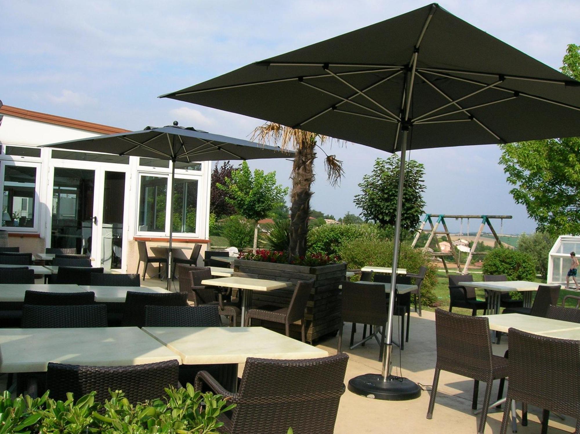 Logis Hotel - Auberge Du Pastel - Hotel 3 Etoiles Et Restaurant Nailloux Buitenkant foto